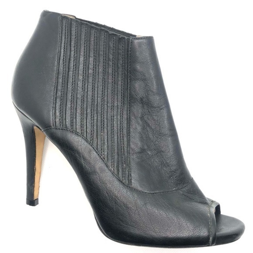 🦋JIMMY CHOO 🦋Peep Toe black Booties size 37.5